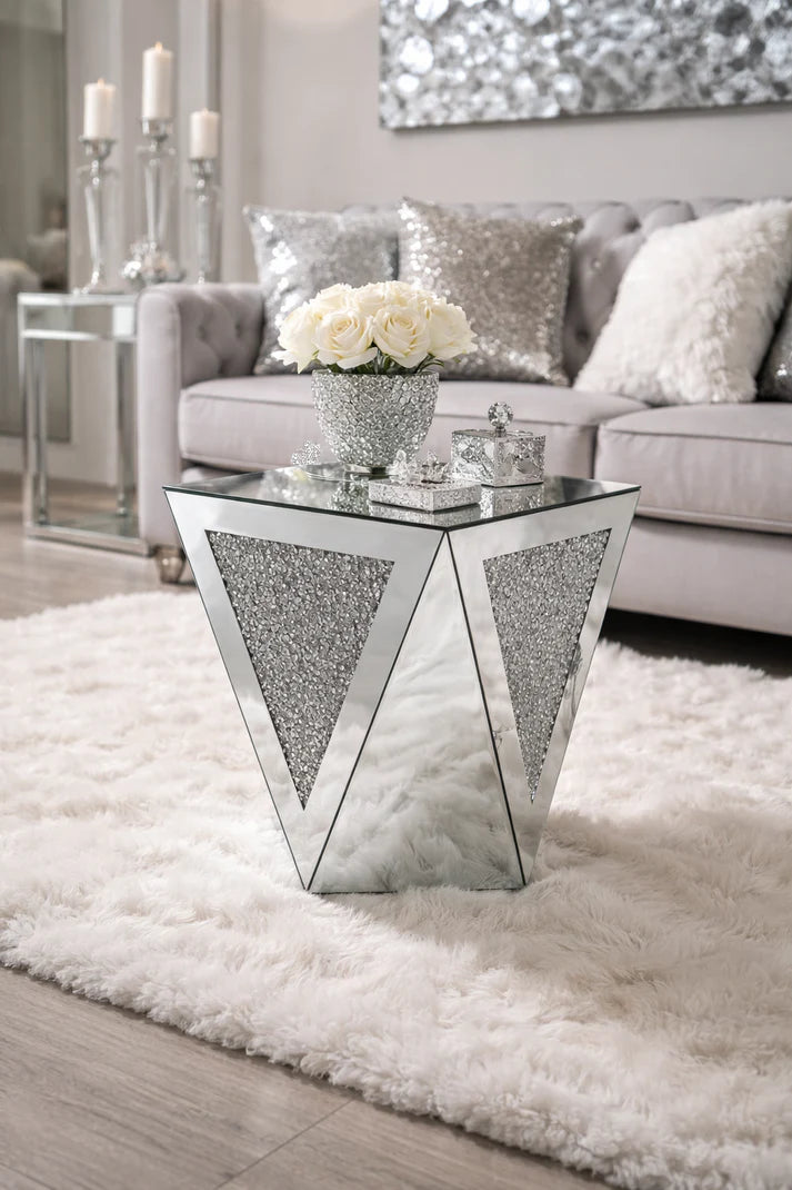 Pedestal (Avant-Garde)