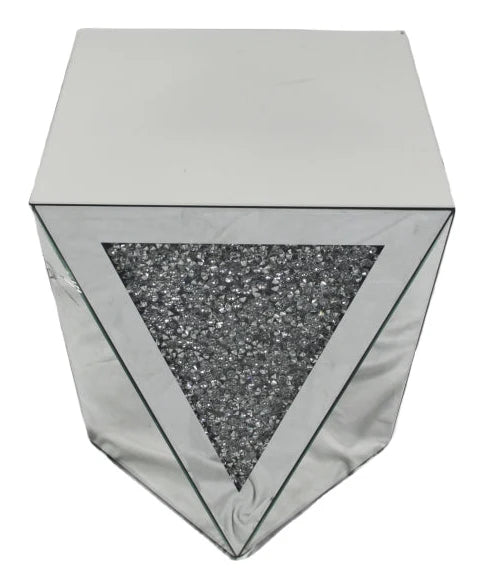 Pedestal (Avant-Garde)