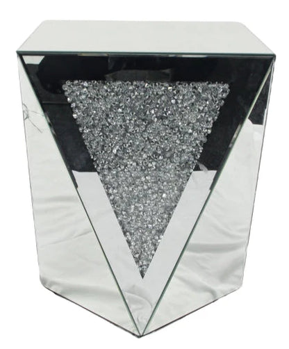 Pedestal (Avant-Garde)