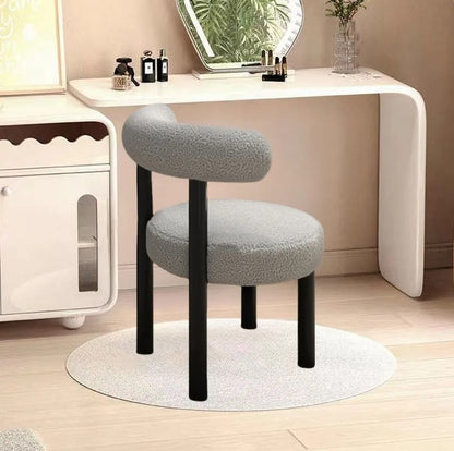 Modern boucle chair - Comes in 4 colours