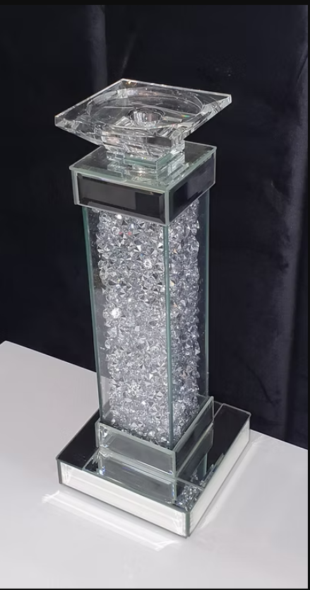 Single Candle holder in mirrored crushed diamond